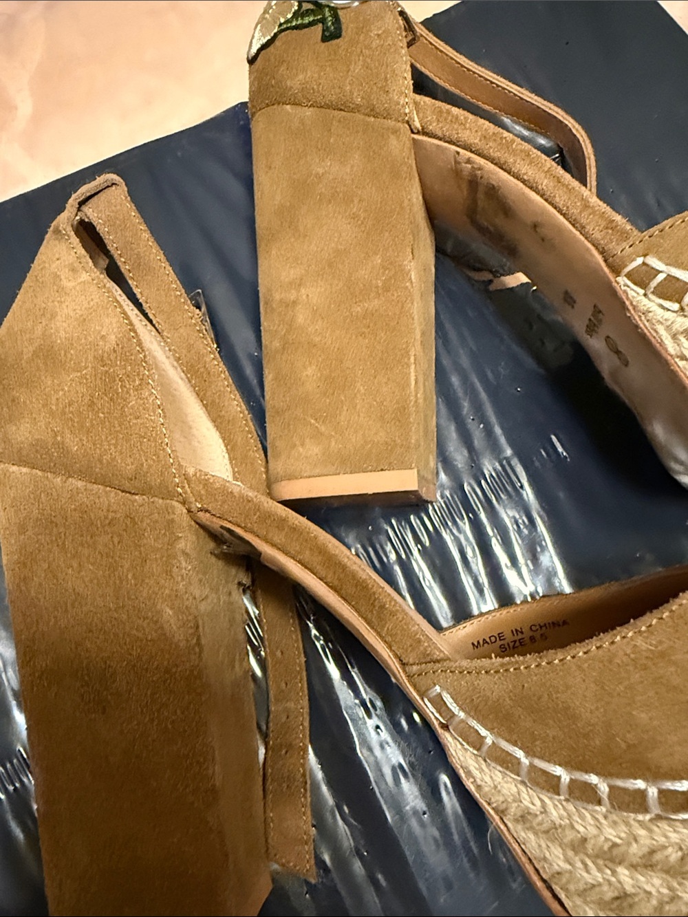 bill blass Tan Suede Wedge Sandals with White Floral Appliqués - Picture 8 of 9